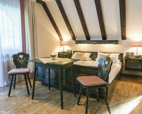 Landhotel Restaurant Zur Krone (Gottenheim) Landhotel Restaurant Zur Krone (Gottenheim)